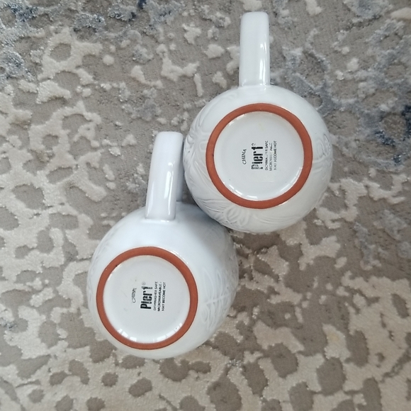 2 Pier 1 coffee \ tea mugs White with embossed design - Picture 3 of 7